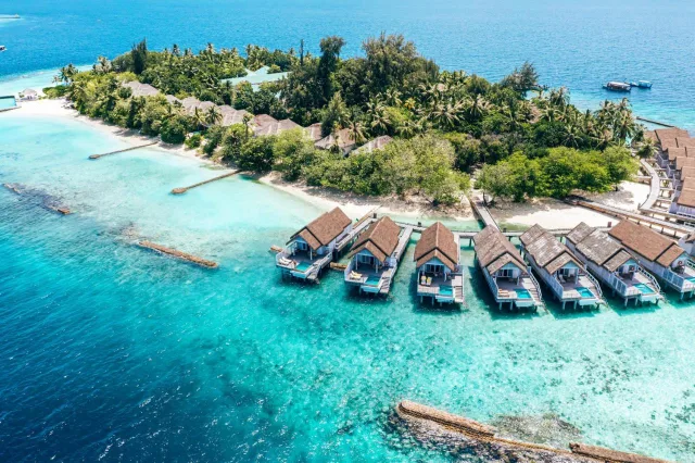 Luxuriös auf den Malediven mit Privatpool & All Inclusive 🏝️
